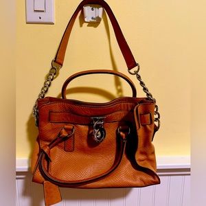 EUC Authentic Michael Kors satchel